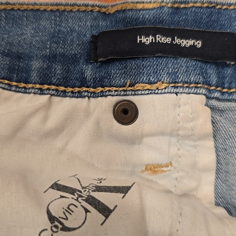 Calvin Klein High Rise Jeggings - Picture 6 of 11